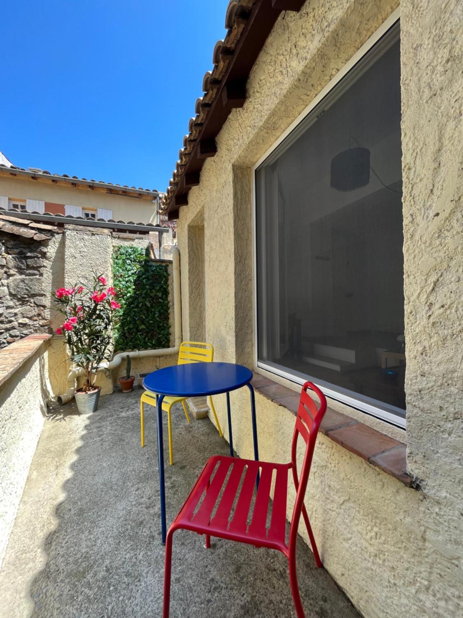 Studio Avec Terrasse Sur Cour, Authentique, Calme Avignon Eksteriør bilde